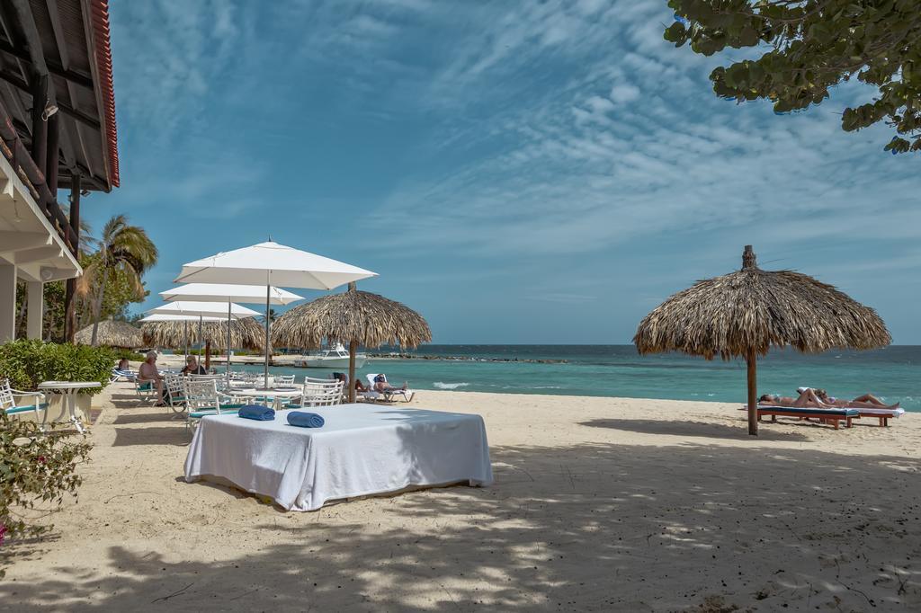 フローリス スイート ホテル スパ&ビーチ クラブ Piscadera Bay エクステリア 写真